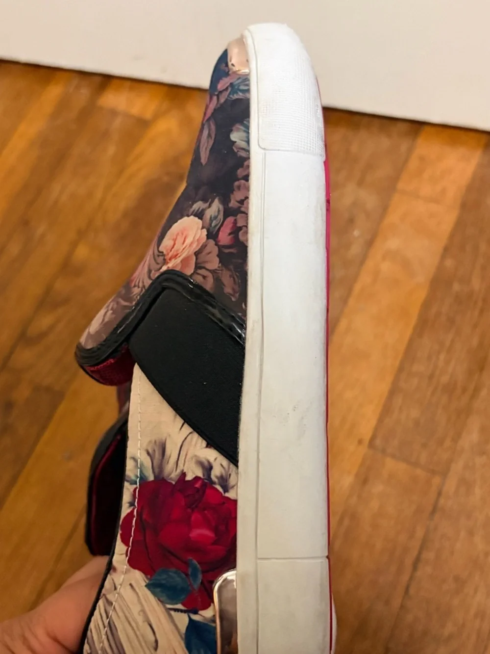 Ted Baker Laulei Women's floral slip on sneakers trainers. - Picture 5 of 8